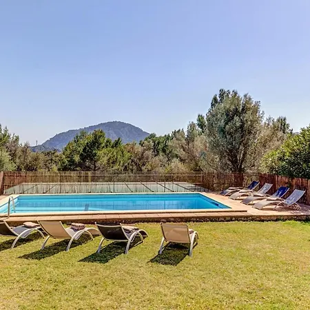 Sleeps 8 Villa Pollenca