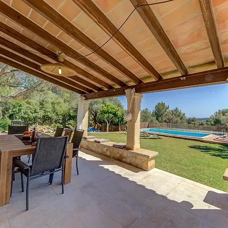 Sleeps 8